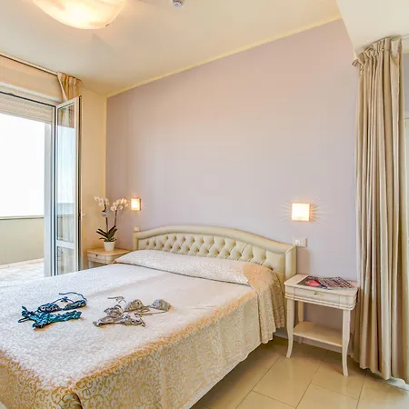 Hotel Brasil Seaview Milano Marittima