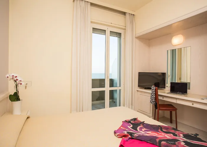 Otel Brasil Seaview Milano Marittima