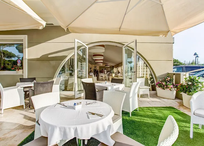 Otel Brasil Seaview Milano Marittima